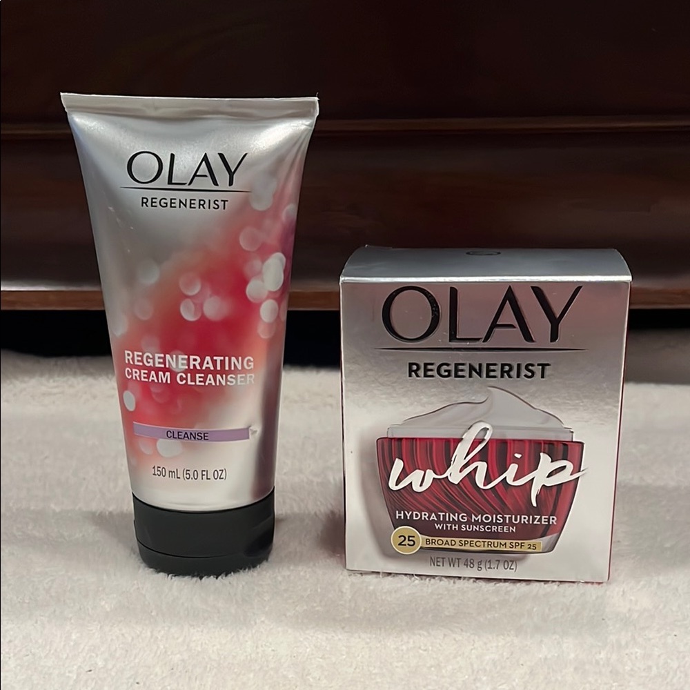 OLAY Regenerist Cleanser and Whip Moisturizer w/SPF 25 Set